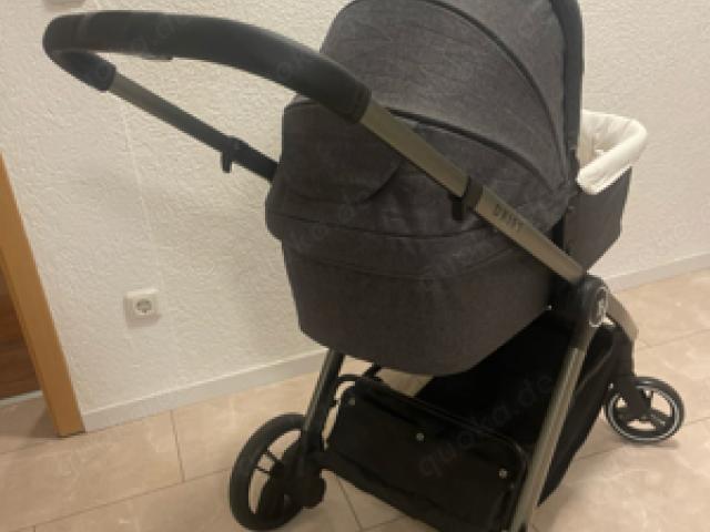 Kinderwagen zu Verkaufen - 1